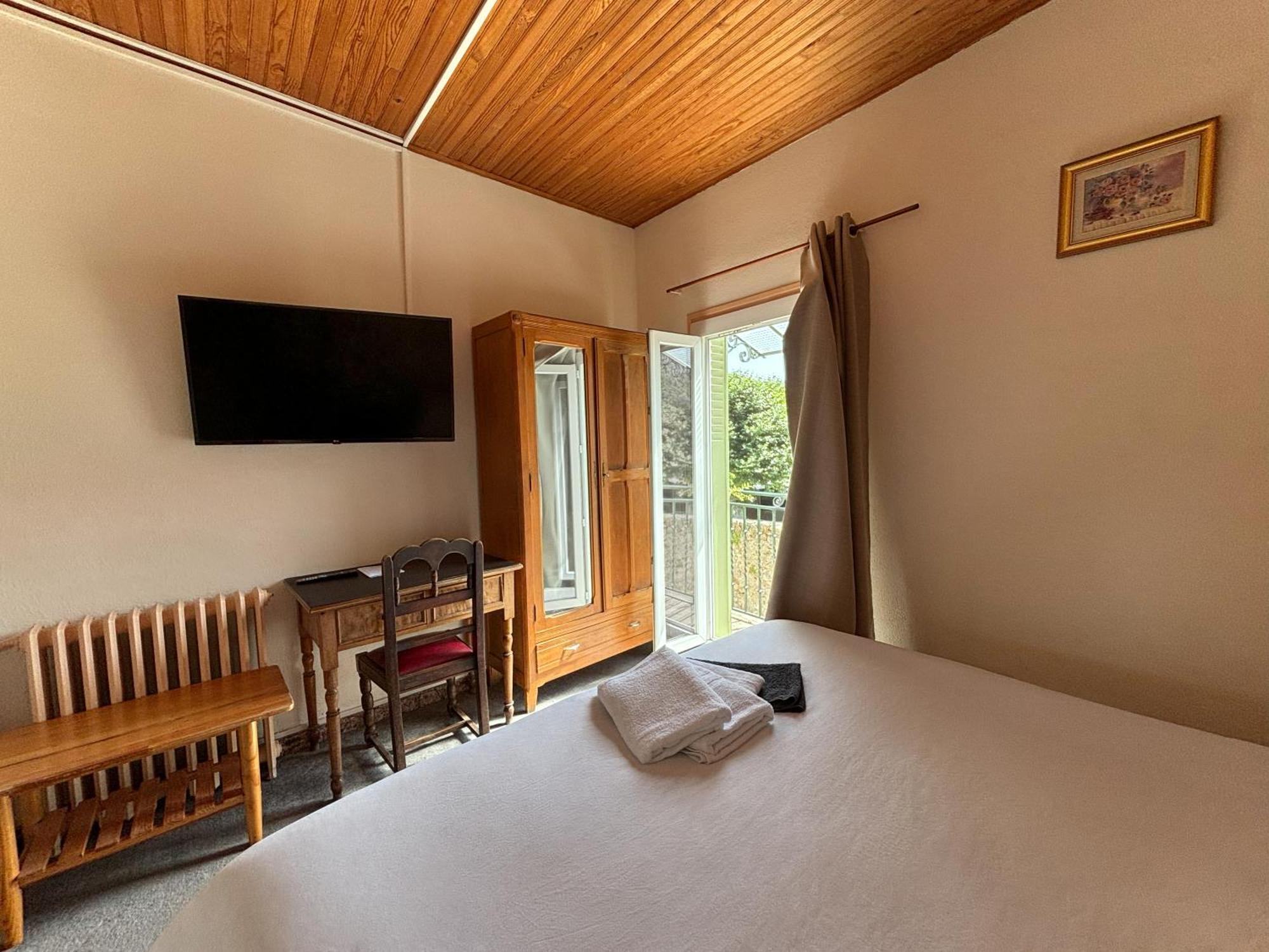 Hotel Restaurant Le Botaniste Prats-de-Mollo-la-Preste Eksteriør billede