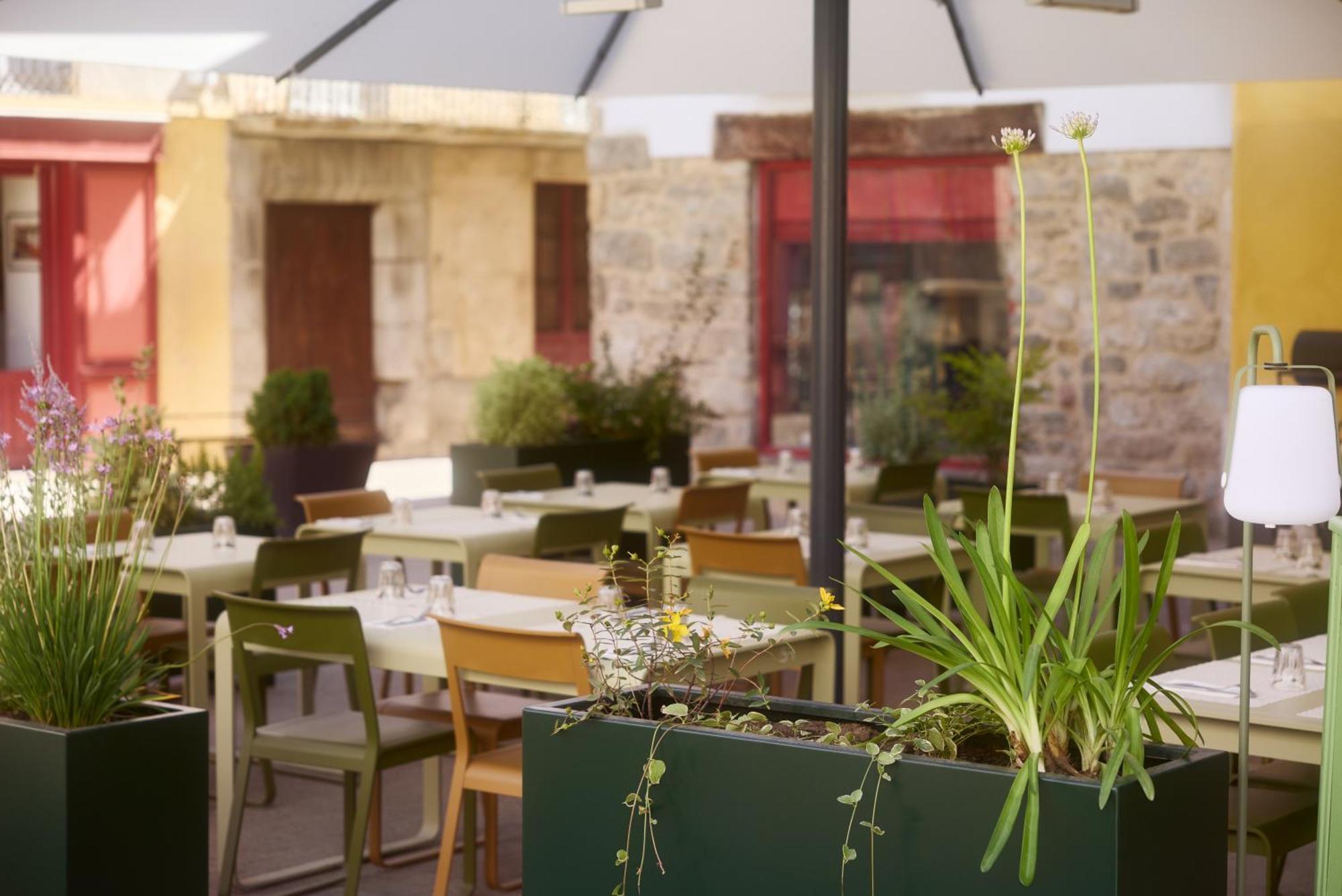 Hotel Restaurant Le Botaniste Prats-de-Mollo-la-Preste Eksteriør billede