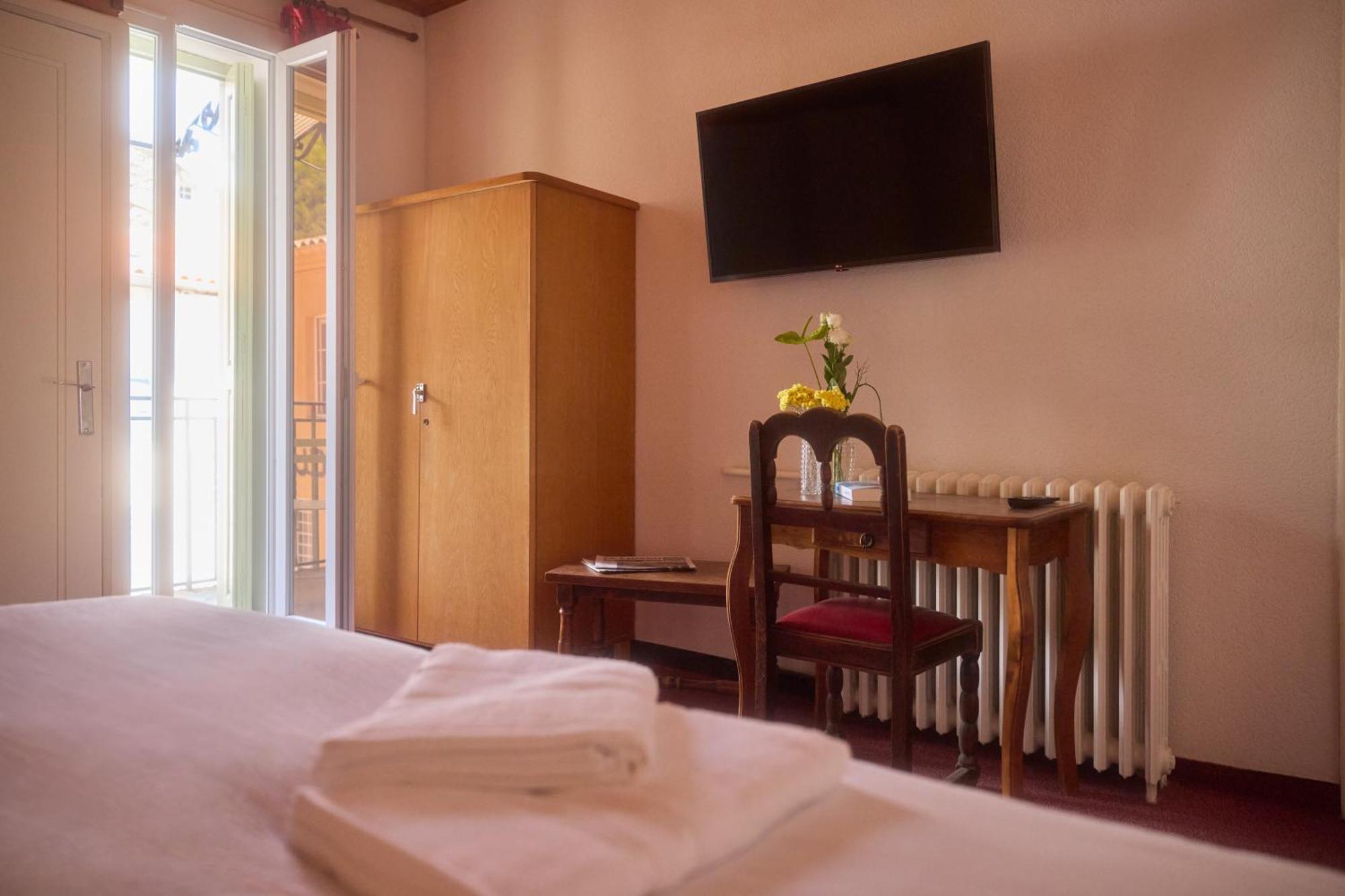 Hotel Restaurant Le Botaniste Prats-de-Mollo-la-Preste Eksteriør billede