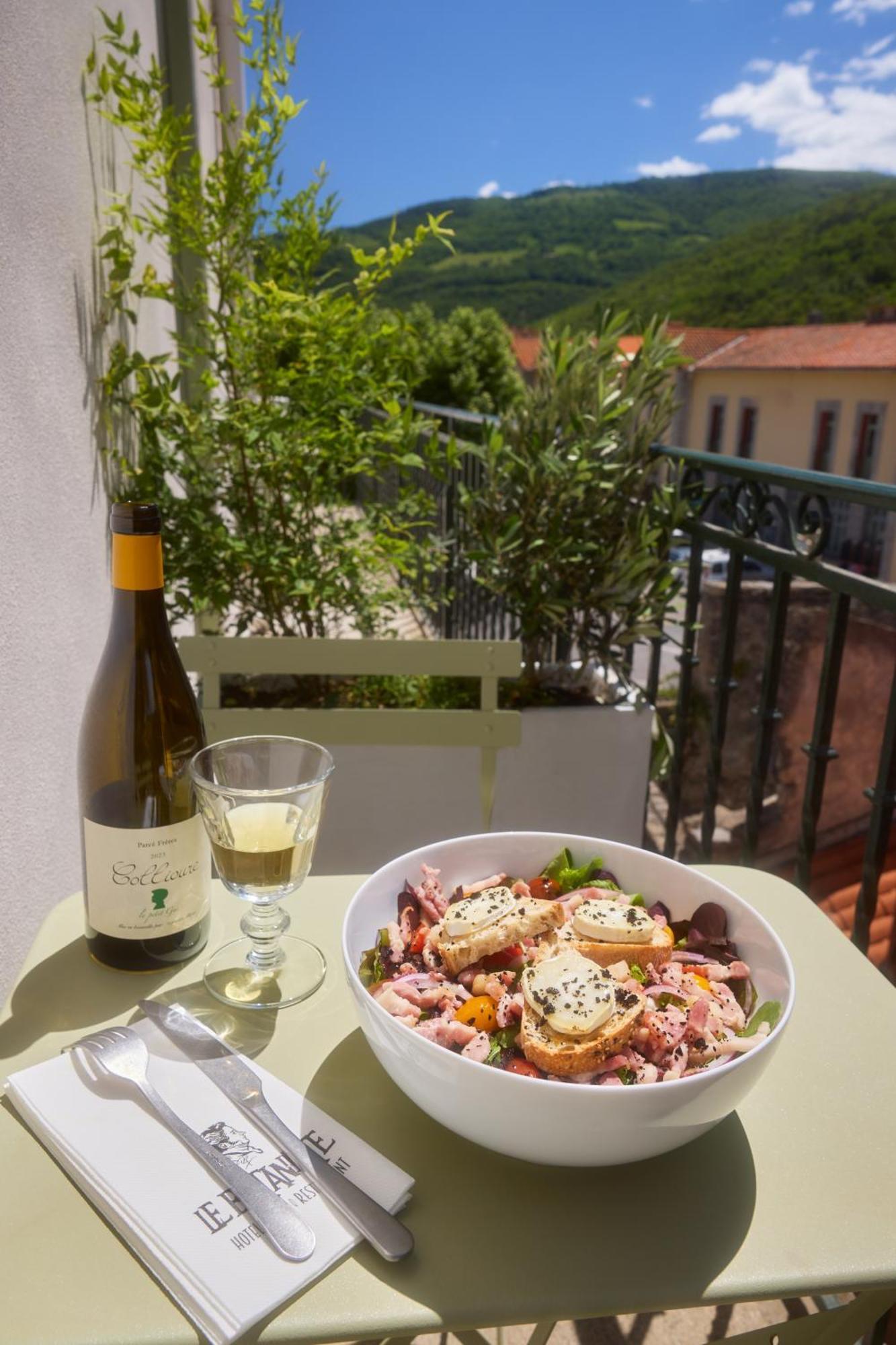Hotel Restaurant Le Botaniste Prats-de-Mollo-la-Preste Eksteriør billede